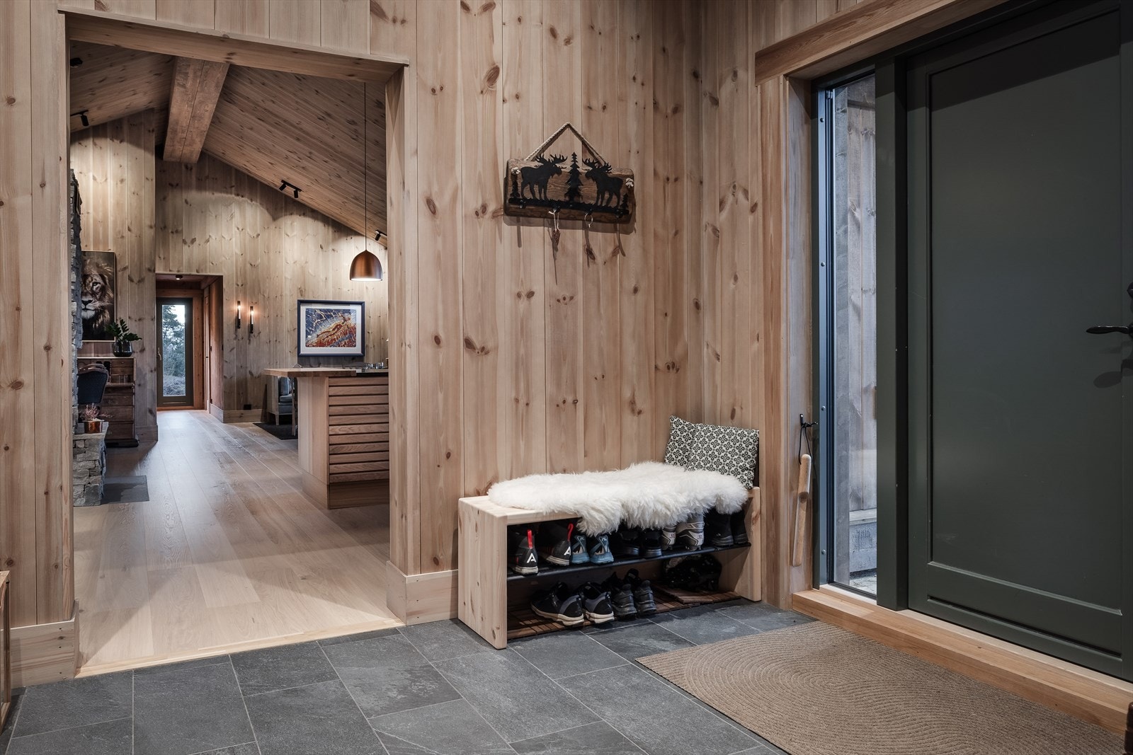 Raustet himling gir en utsøkt romfølelse Galleribilde