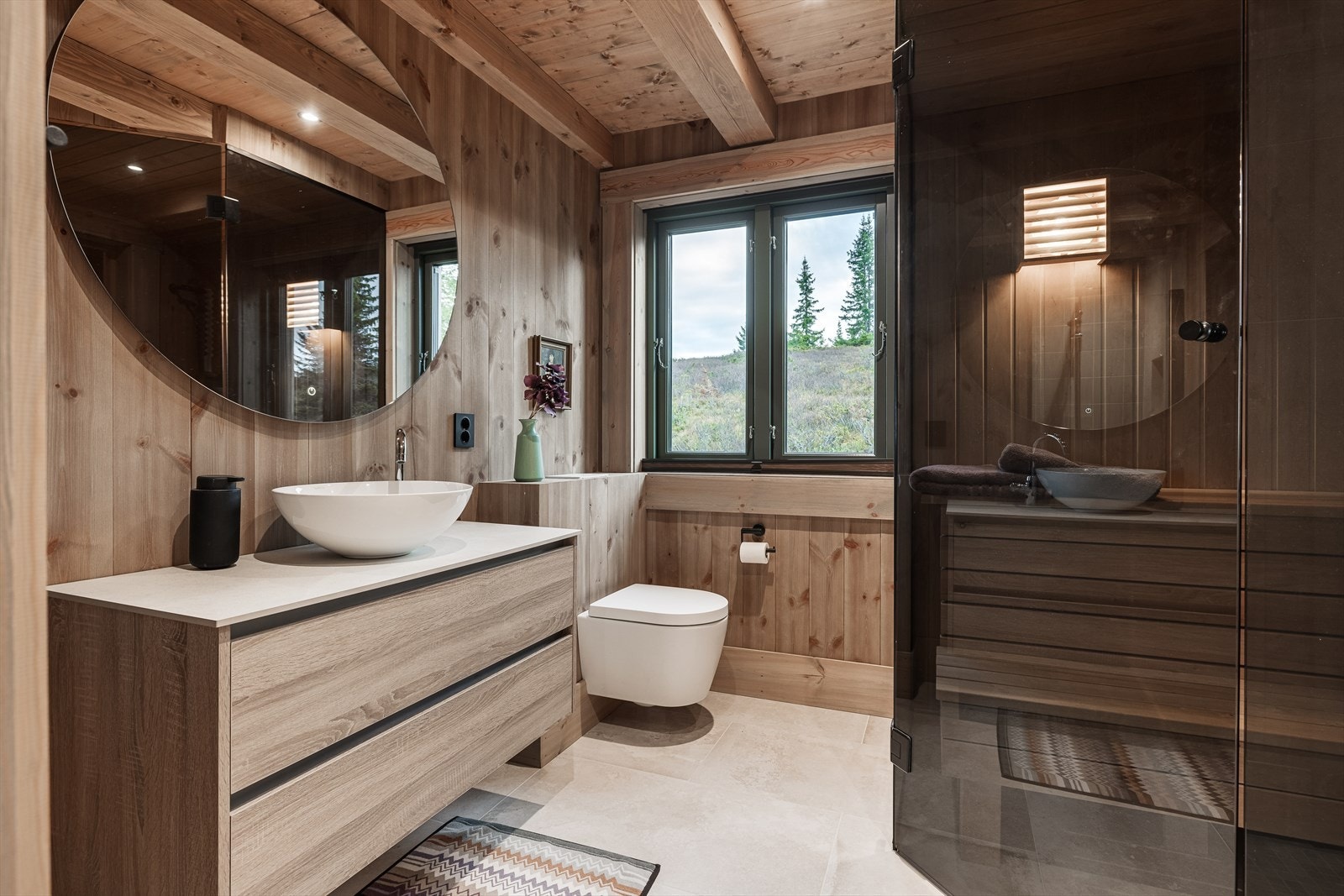 Svært lekkert bad med badstue Galleribilde