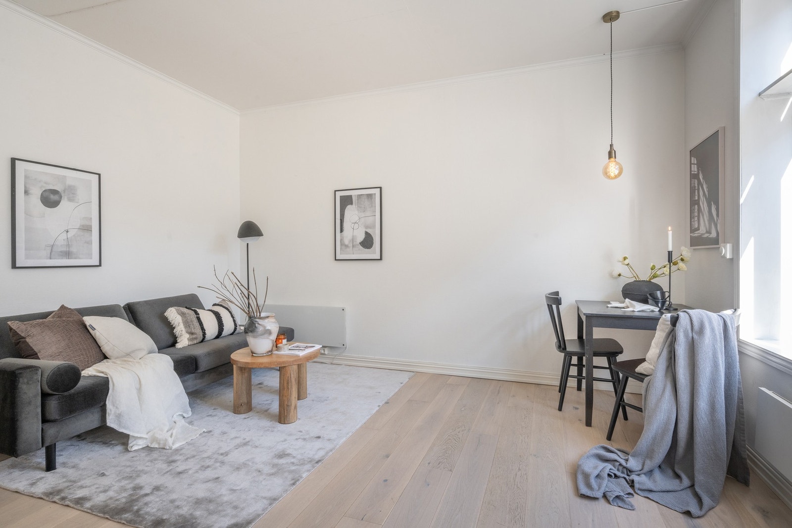 Bildene i annonsen er hentet fra forrige salg Galleribilde