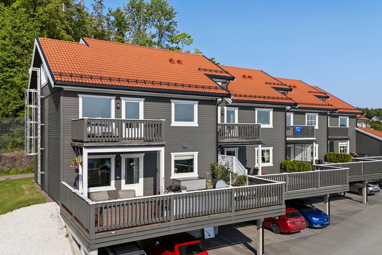 Stor fin terasse. Galleribilde