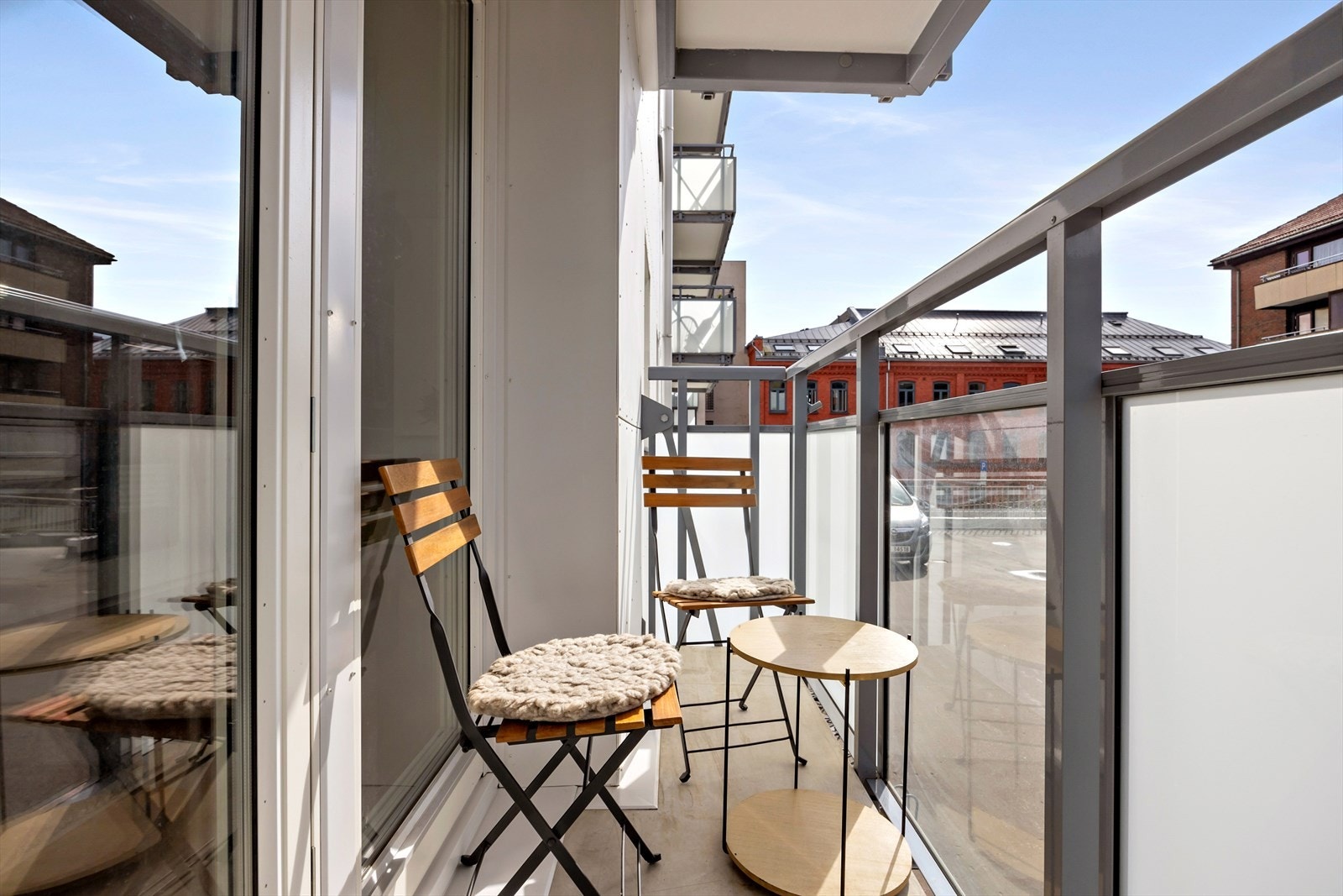 En lys og tiltalende 2-roms med herlig balkong beliggende tilbaketrukket på Sandaker Galleribilde