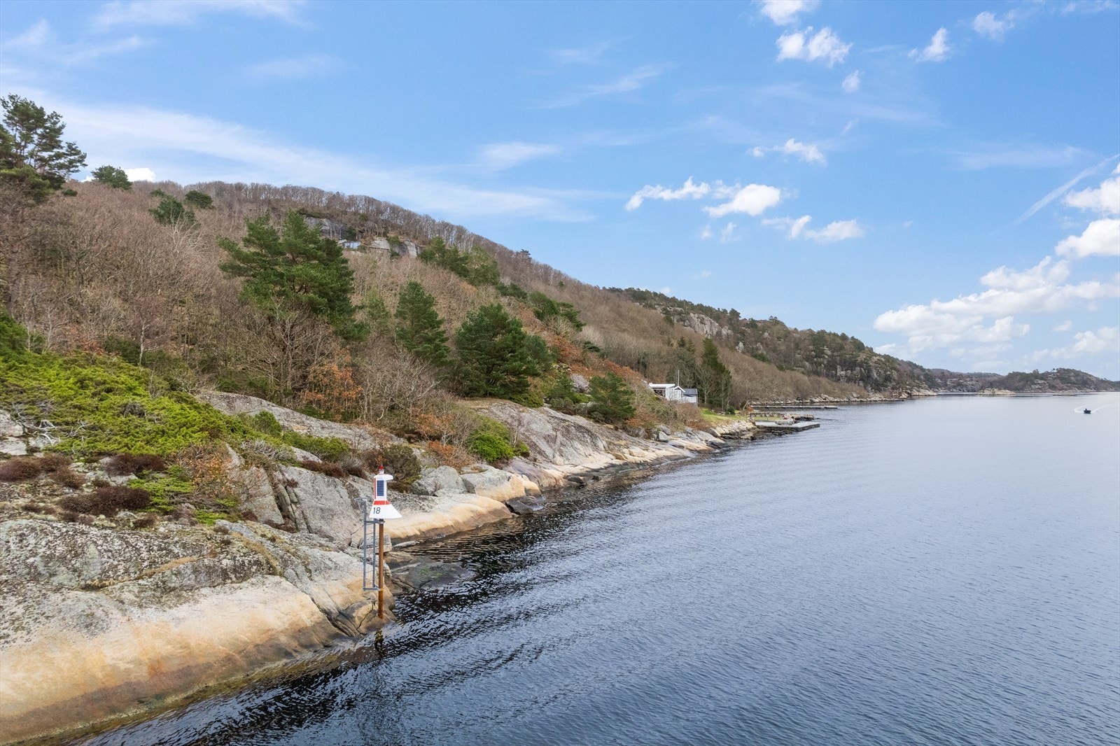 Strandlinjen på Persneset Galleribilde