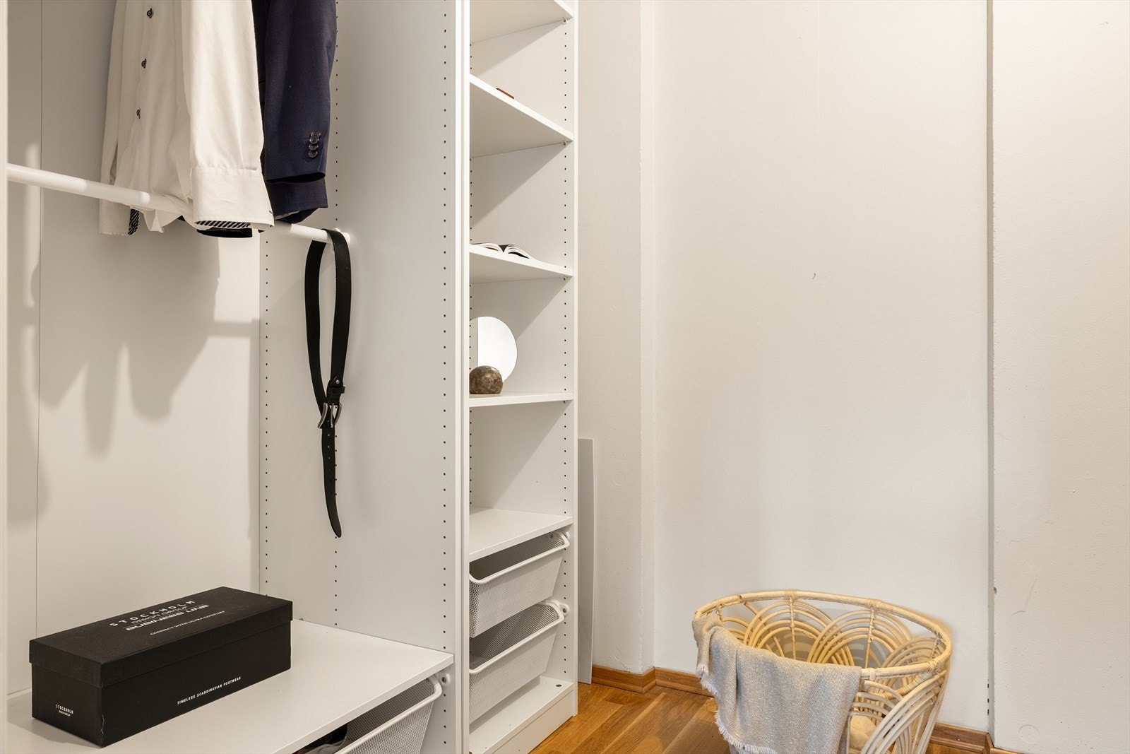 Selger har benyttet rommet som walk-in-closet Galleribilde