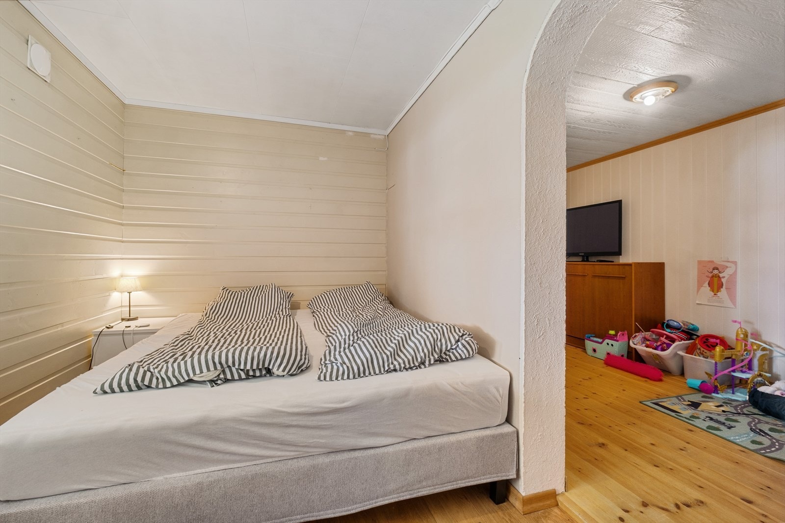 Soverom bi-leilighet. Galleribilde