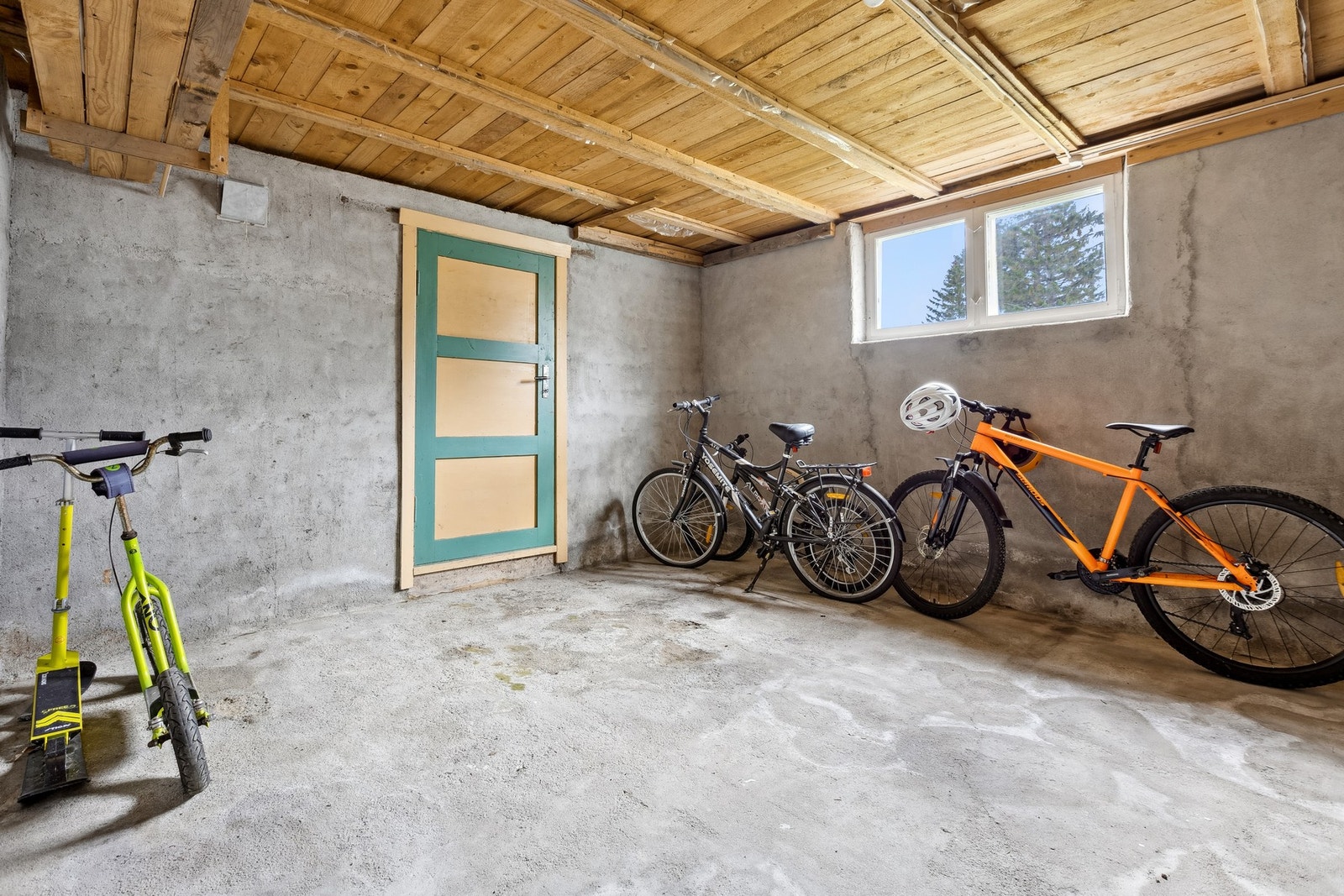 Bod i kjeller Galleribilde