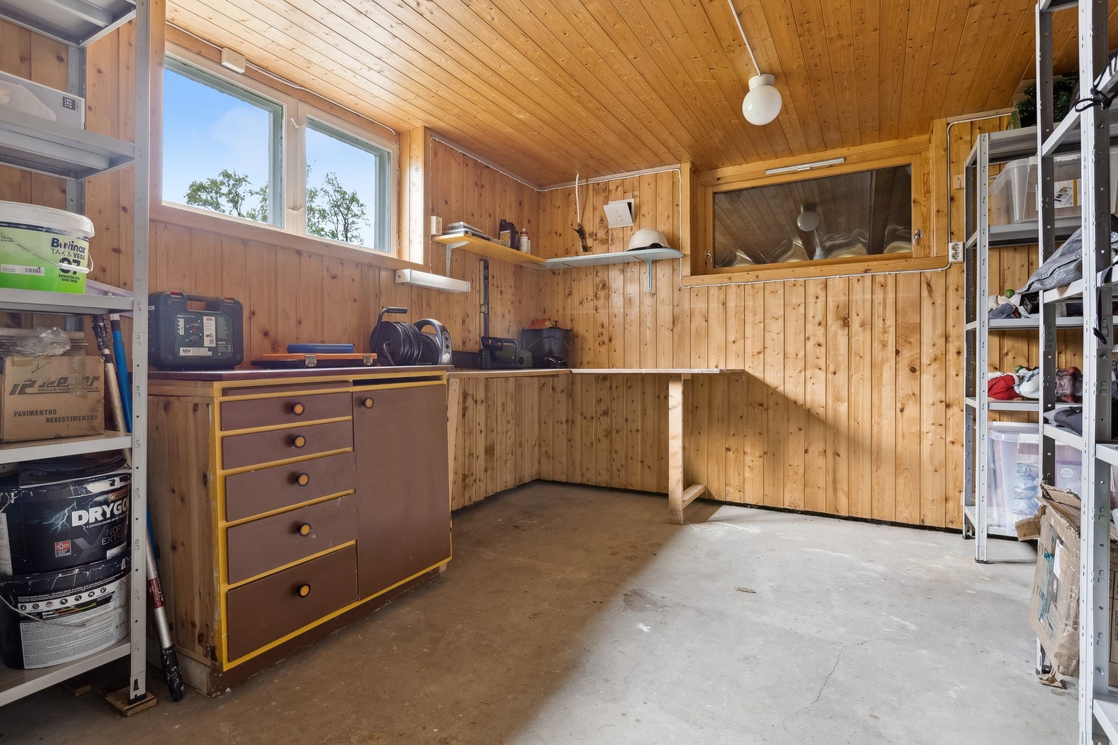 Bod i kjeller Galleribilde