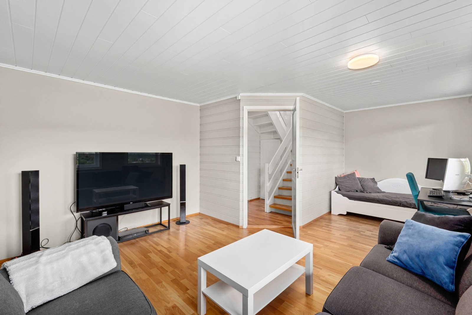 Rom innredet som stue Galleribilde