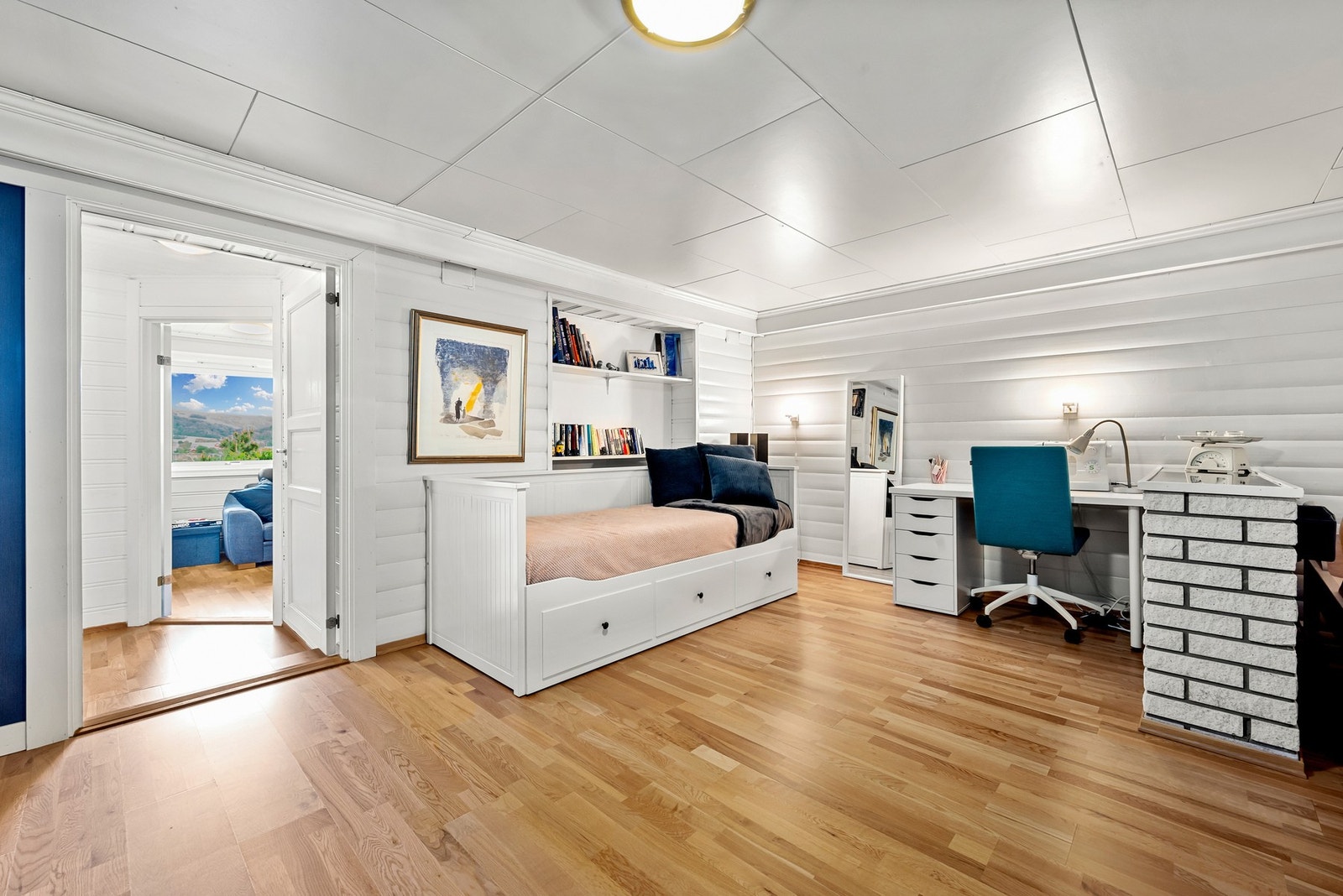 Rom innredet som stue Galleribilde