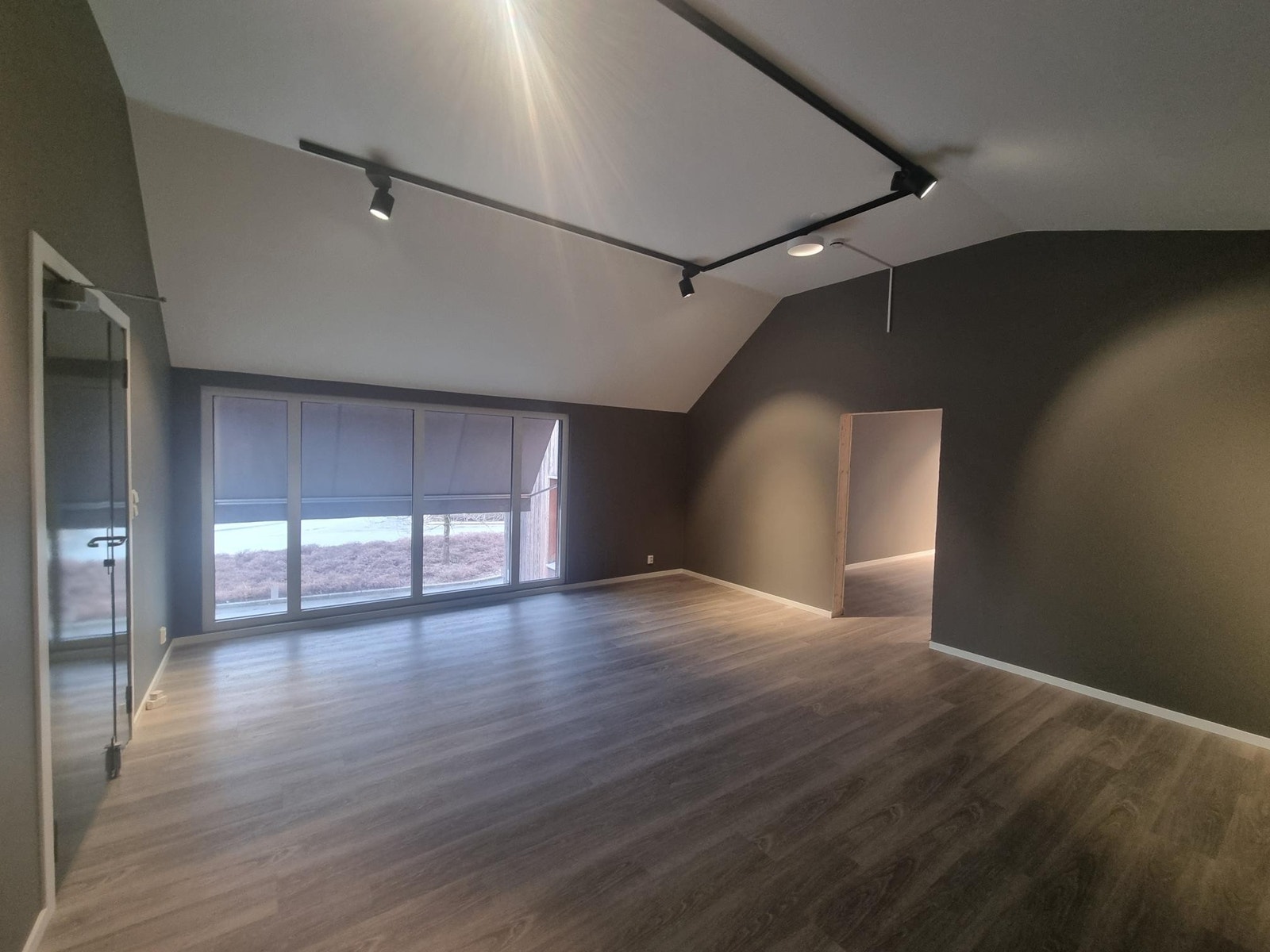 2.etg har plass til møterom, kontorer, showroom etc Galleribilde