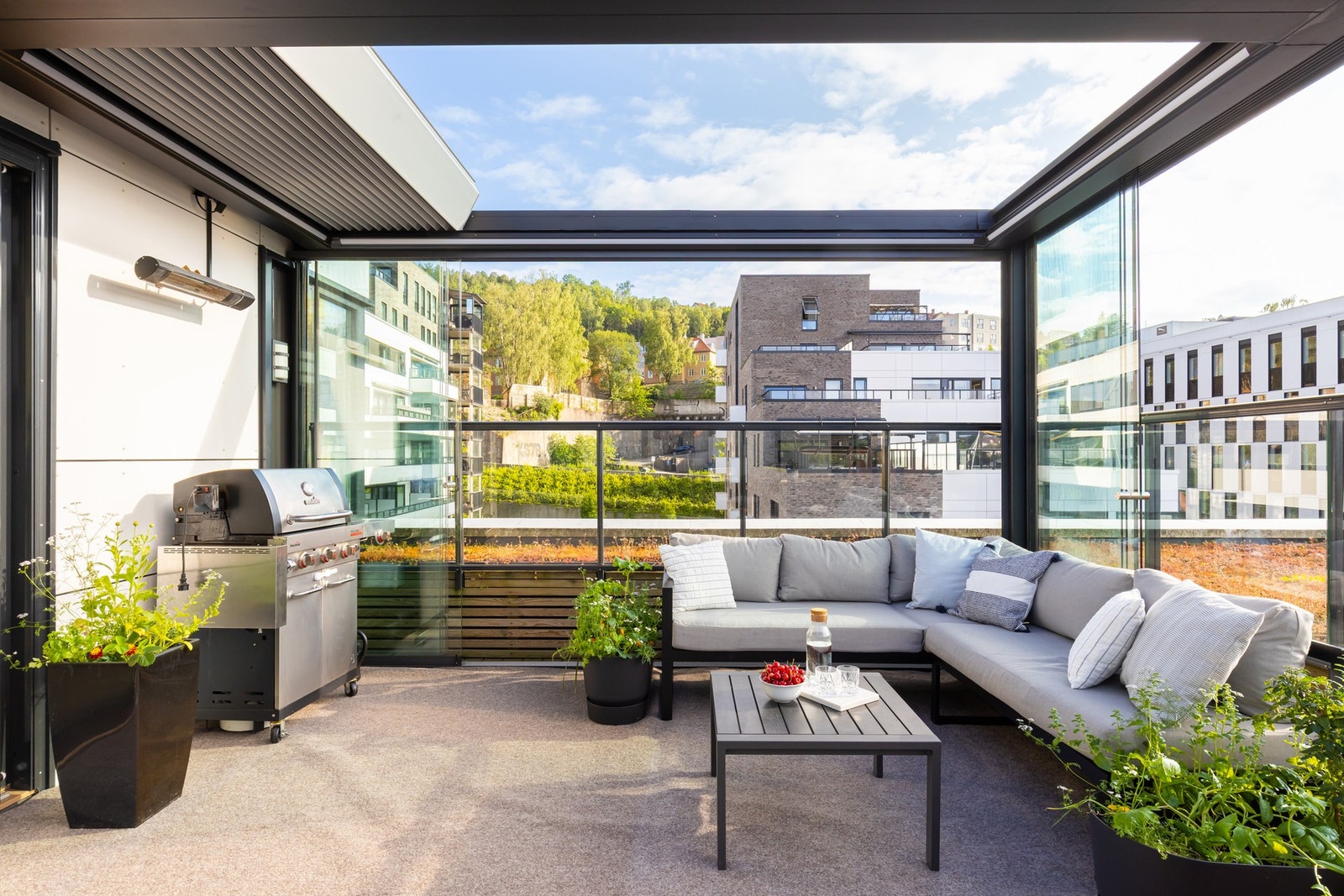 Her får du gleden av en sør-vestvendt takterrasse med utsikt og gode solforhold! Galleribilde