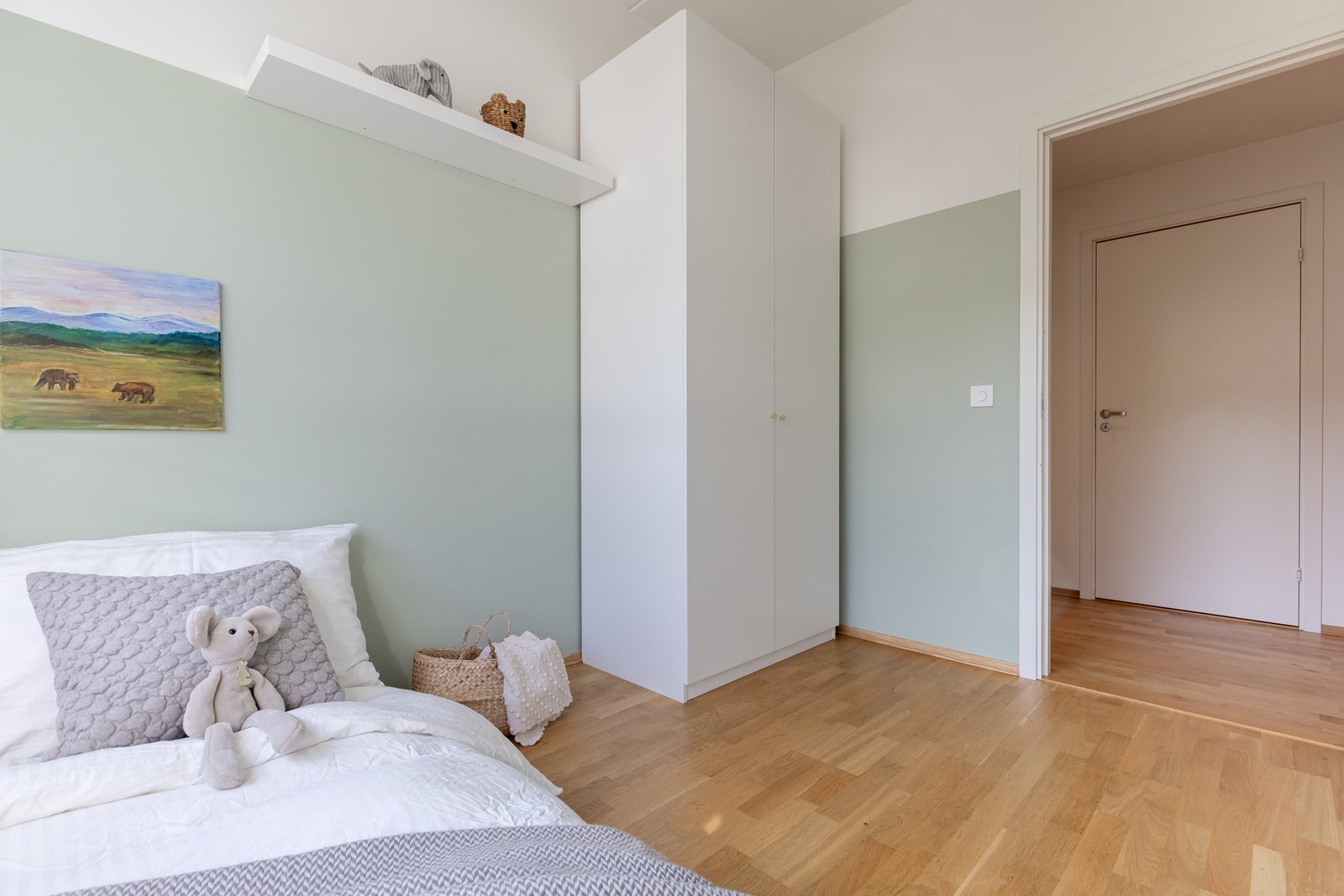 Garderobeskapet blir selvsagt stående. Galleribilde