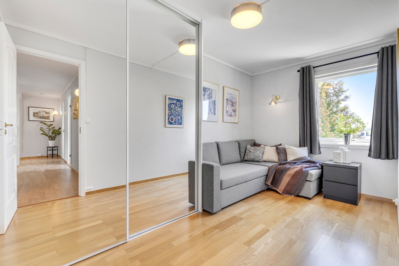 Soverom 2 er på 9,6 m² Galleribilde