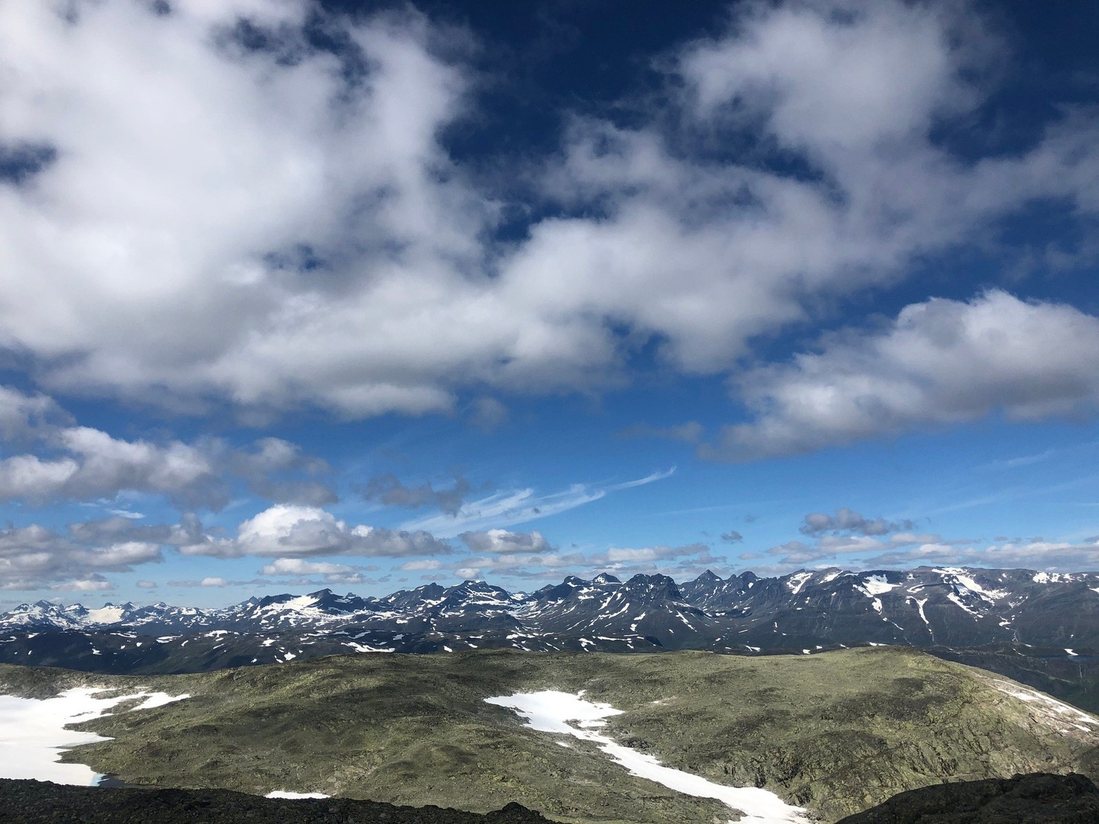 Variert terreng til toppen Galleribilde