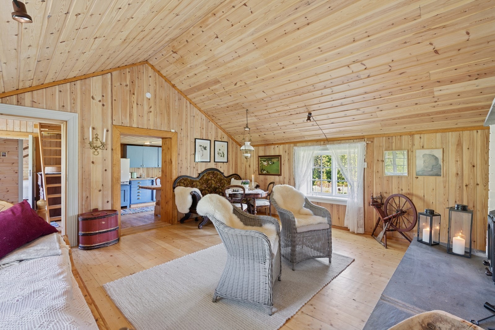 Den romslige plassen gir mulighet for å møblere i flere soner. Galleribilde