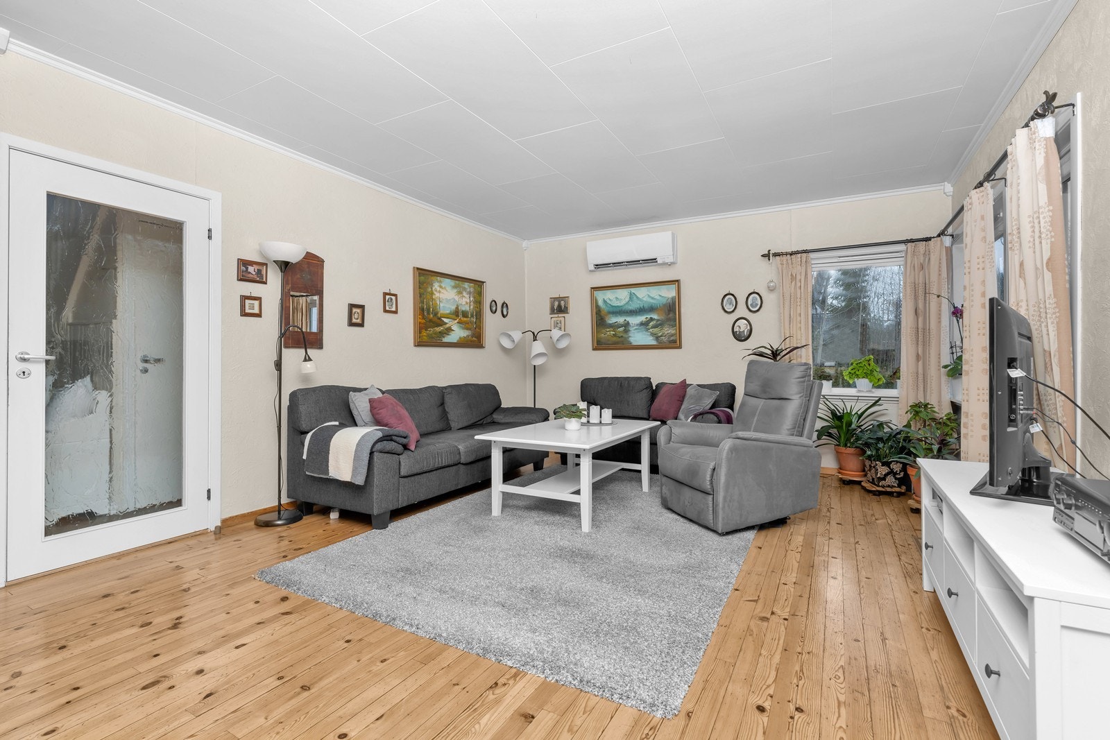 Seksjon 1 - Stue 1. etasje Galleribilde