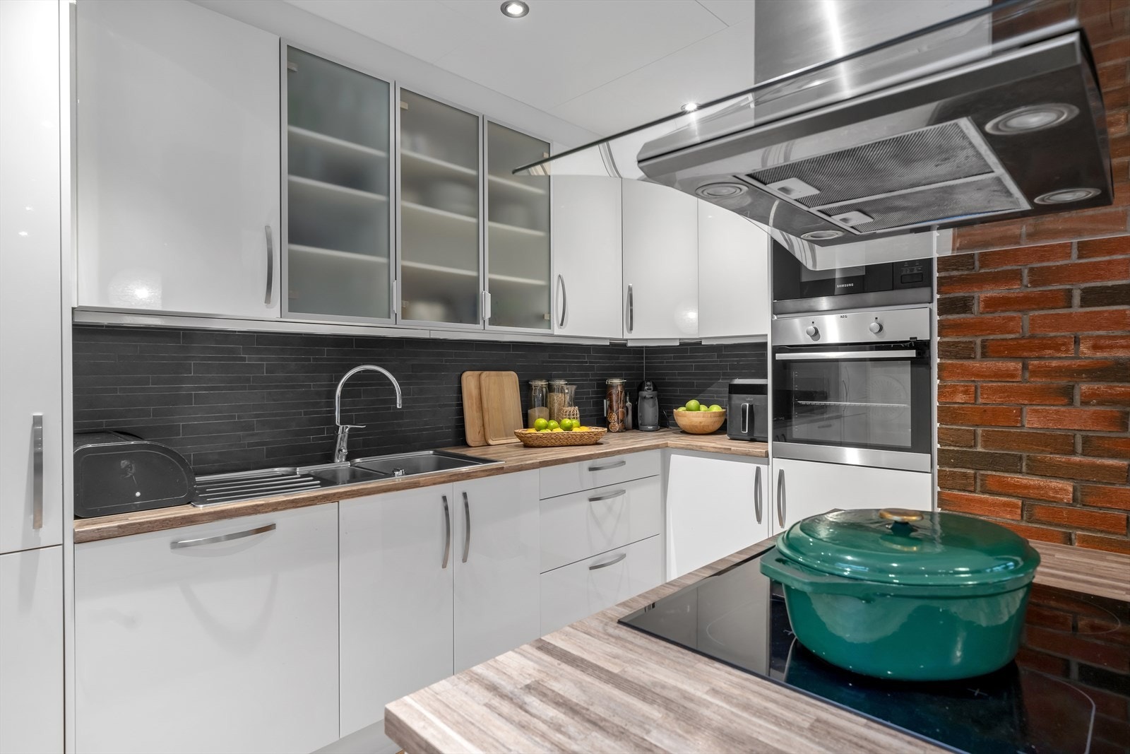 Seksjon 2 - Kjøkken 1. etasje Galleribilde