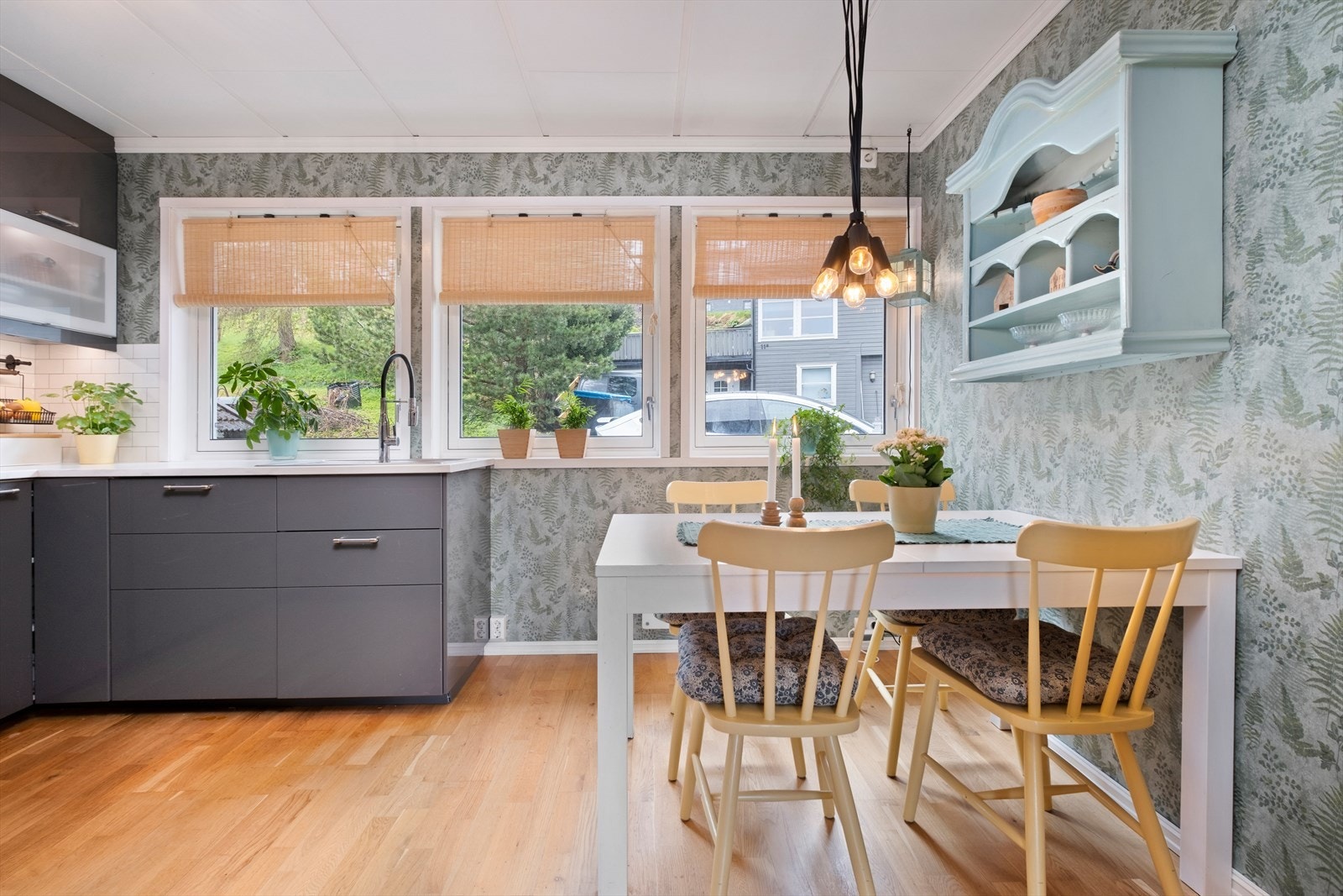 Kjøkkenet er på 11 kvm. Galleribilde