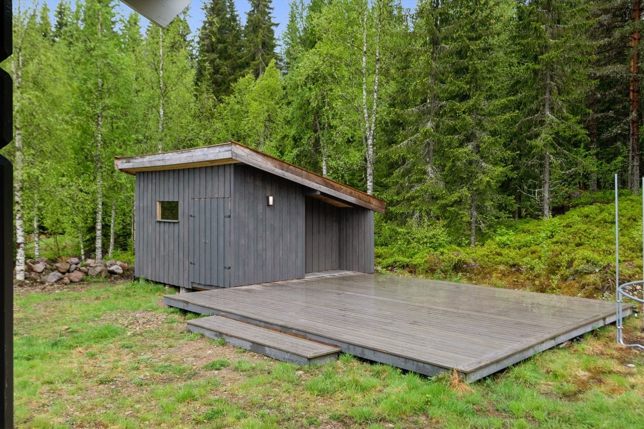 Bod i hagen, sør for huset er satt opp i 2023 - Boden er ikke ferdigstilt Galleribilde