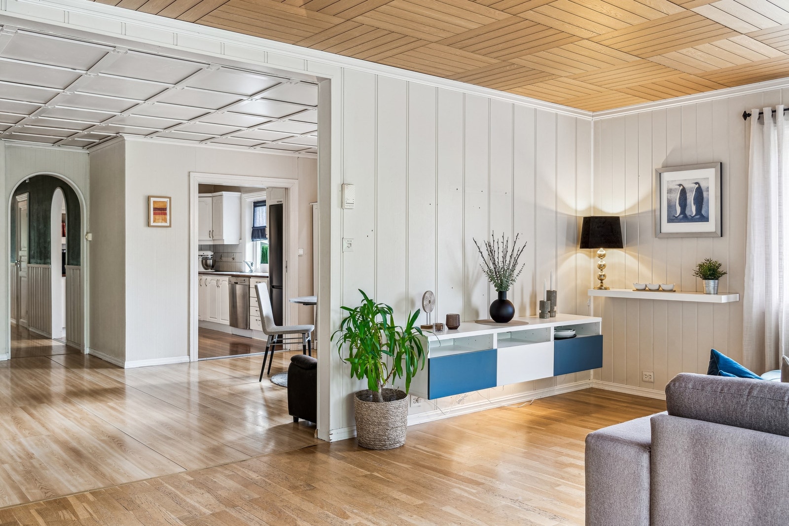 Det er god åpning mellom stuene Galleribilde