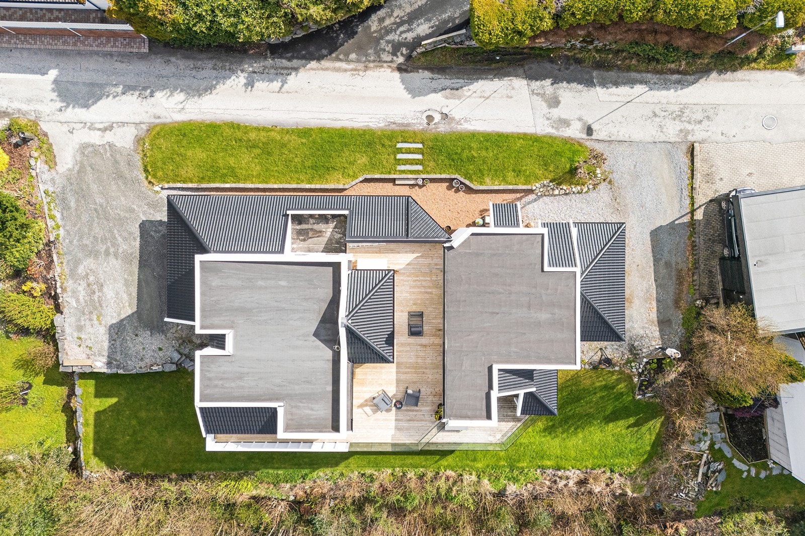 Stord sentrum er bare en kort kjøretur unna, hvor du finner alt du trenger av shopping og tjenester. Galleribilde