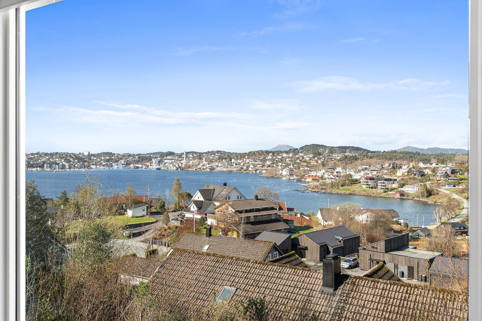 Utsikten fra dagtid. Galleribilde