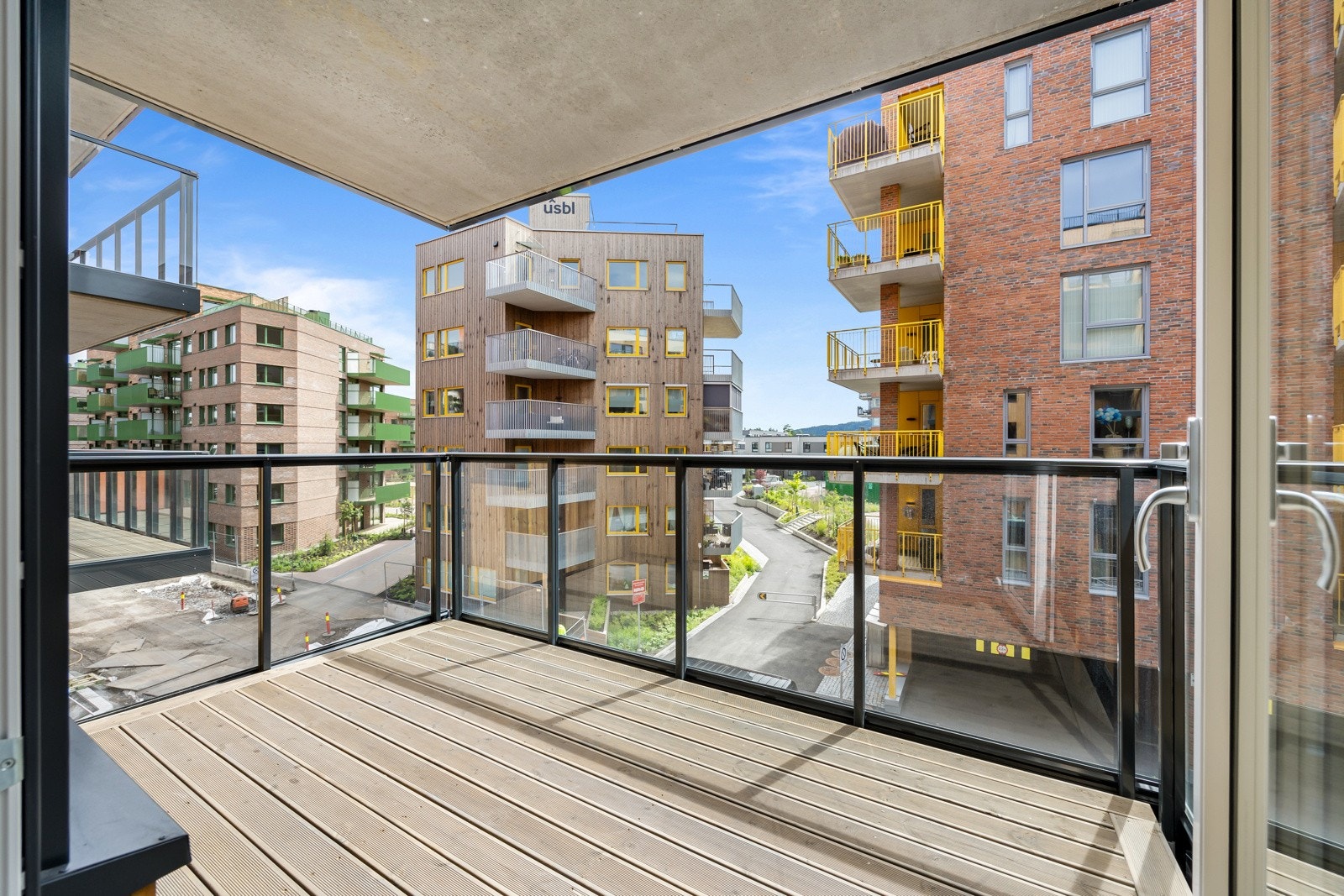 Utsikt fra balkong Galleribilde