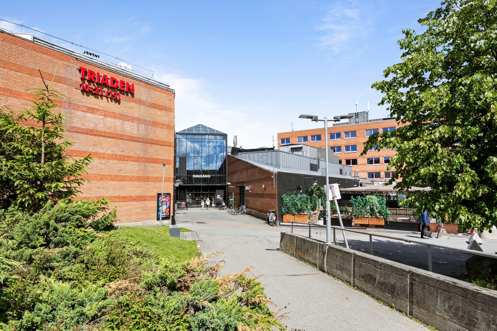 Tøffelavstand til Triaden senter med mangfold av servicefasiliteter Galleribilde