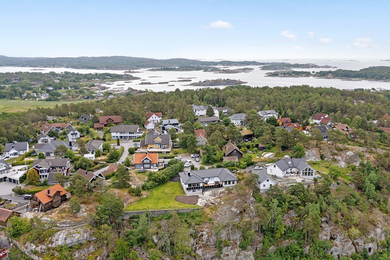 Eiendommen har en flott beliggenhet Galleribilde