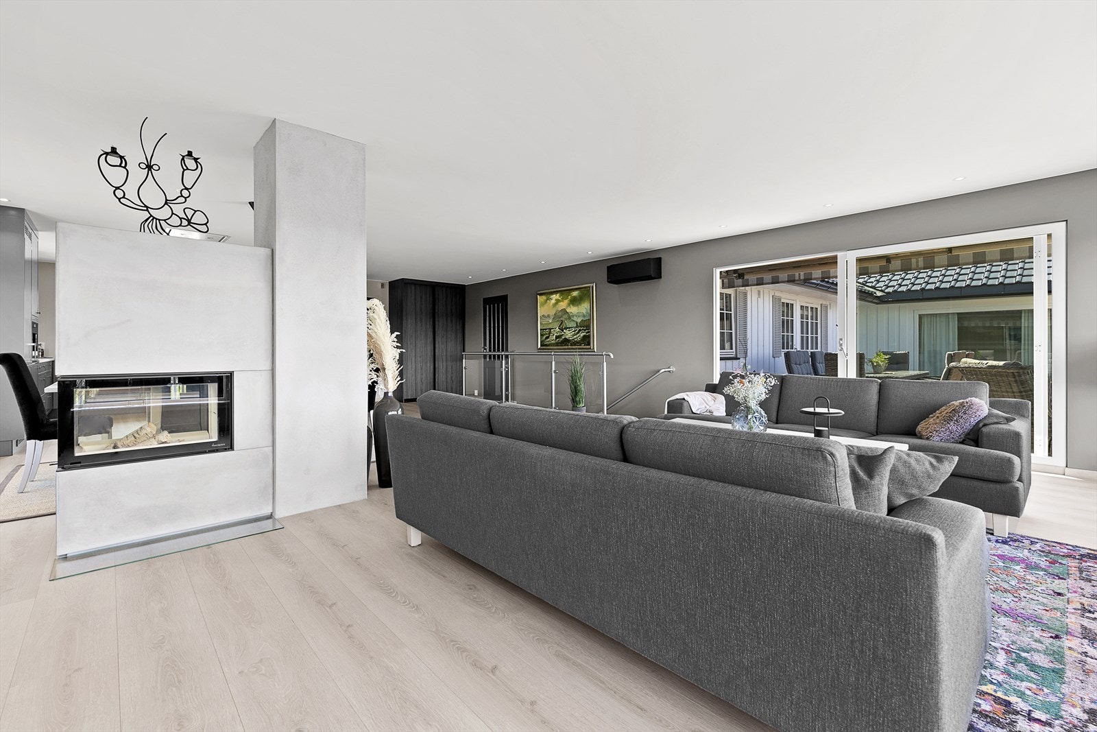 Peis med innsats er ny og varmer godt i hele rommet Galleribilde