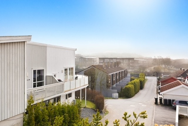 Solrik terrasse.jpg Galleribilde
