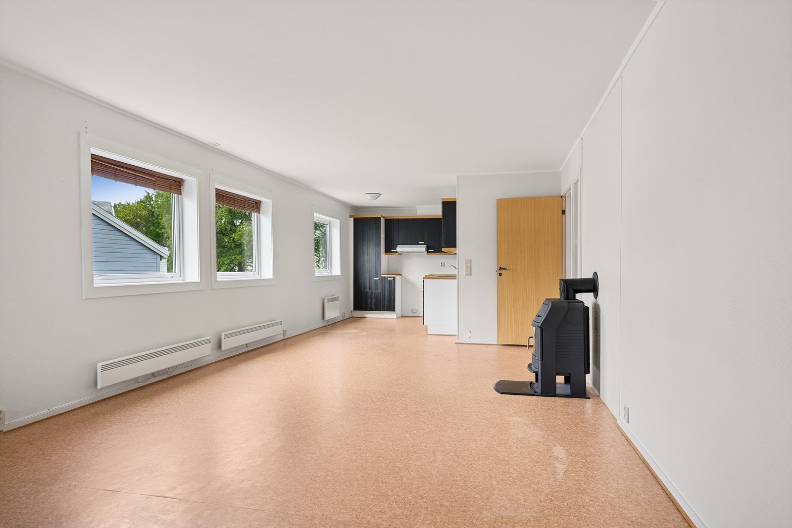 Her kan du enkelt plassere sofa og TV-møblement for å skape en hyggelig følelse. Galleribilde