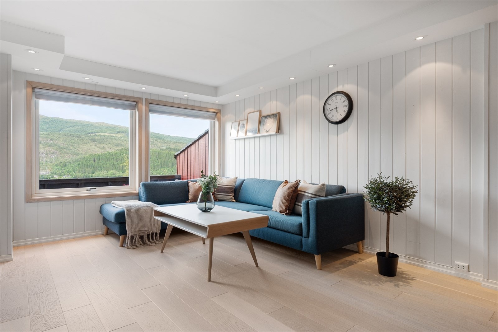 Stuen har et areal på 29,3 m². Galleribilde