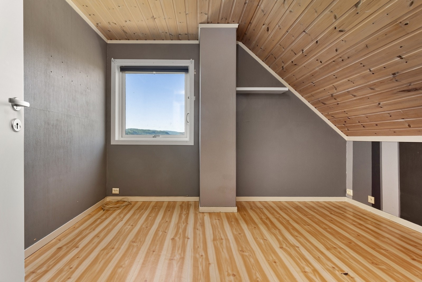 I etasjen er det totalt 2 soverom. Galleribilde