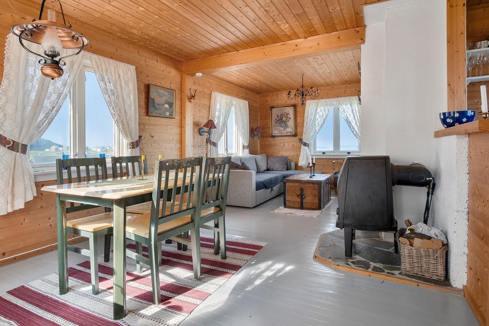 9.0-.jpg Galleribilde