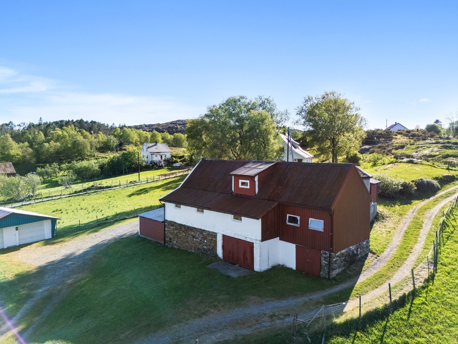 Løen går over tre etasjer. Galleribilde