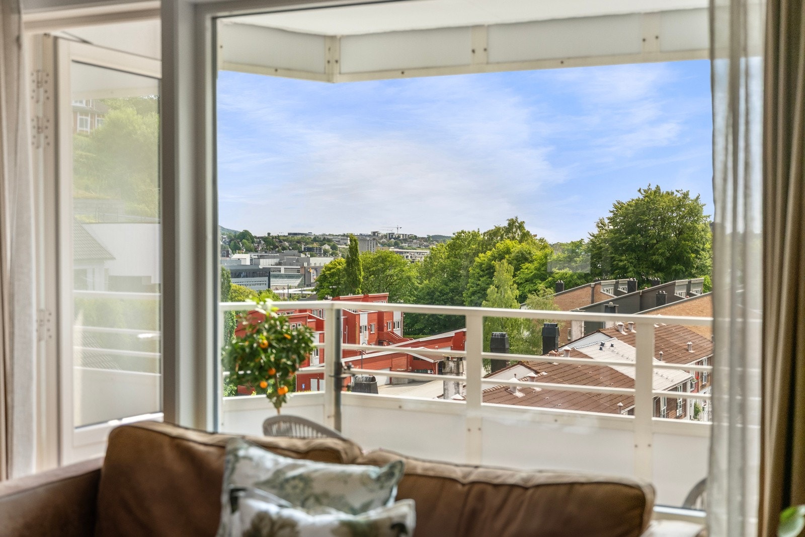 Utsikt over Sandnes Galleribilde