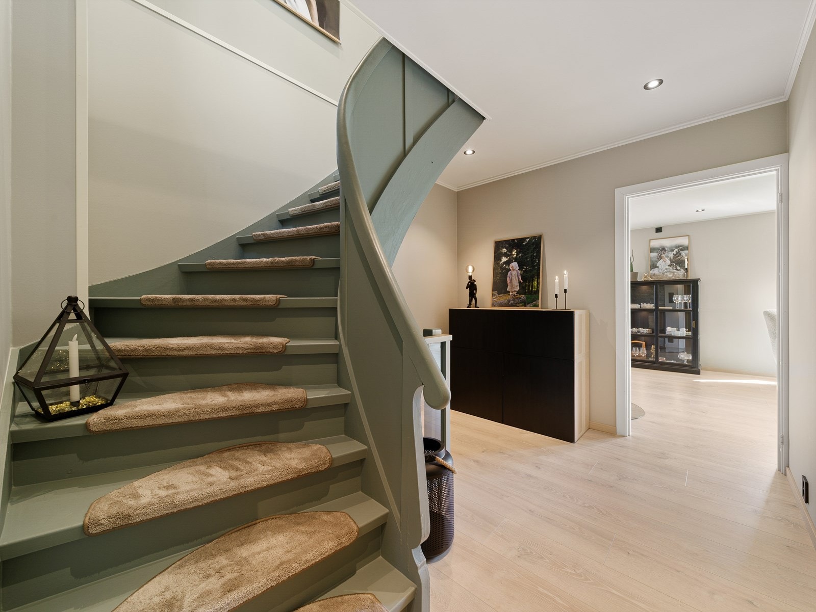 Velkommen opp til 2. etasje. Galleribilde