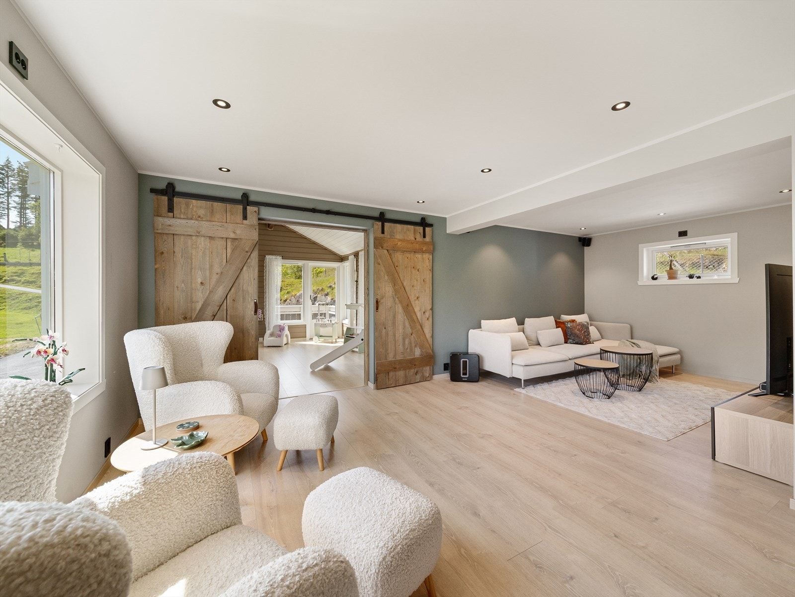 Velkommen til Veivågen 19 - Presentert av Eiendomsmegler Norge v/Remi Hereide. Galleribilde