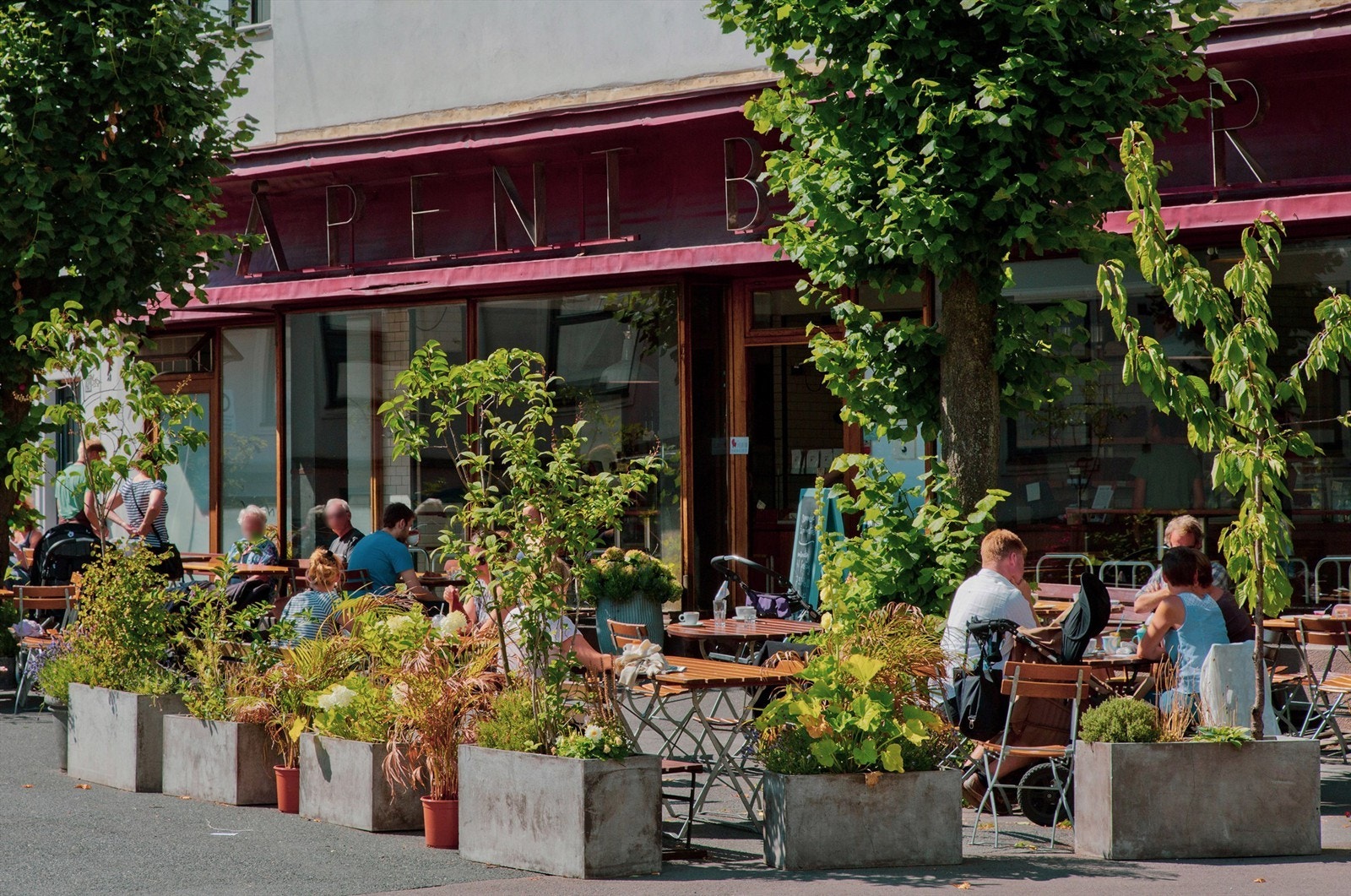 Populære Åpent Bakeri Torshov er beliggende i nabobygget. Galleribilde