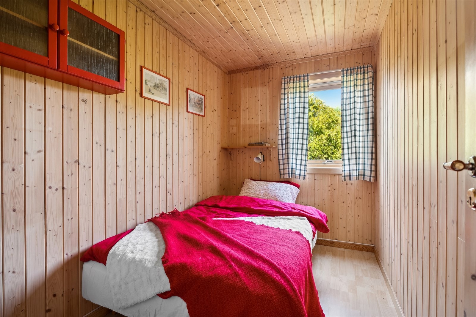 Soverom to og tre er noe mindre enn hovedrommet. Galleribilde