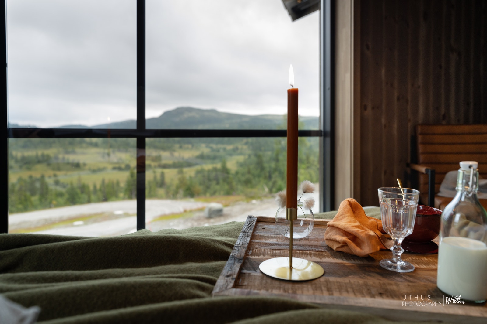 Utsikten er like ubeskrivelig vakker fra tomt 28 Galleribilde