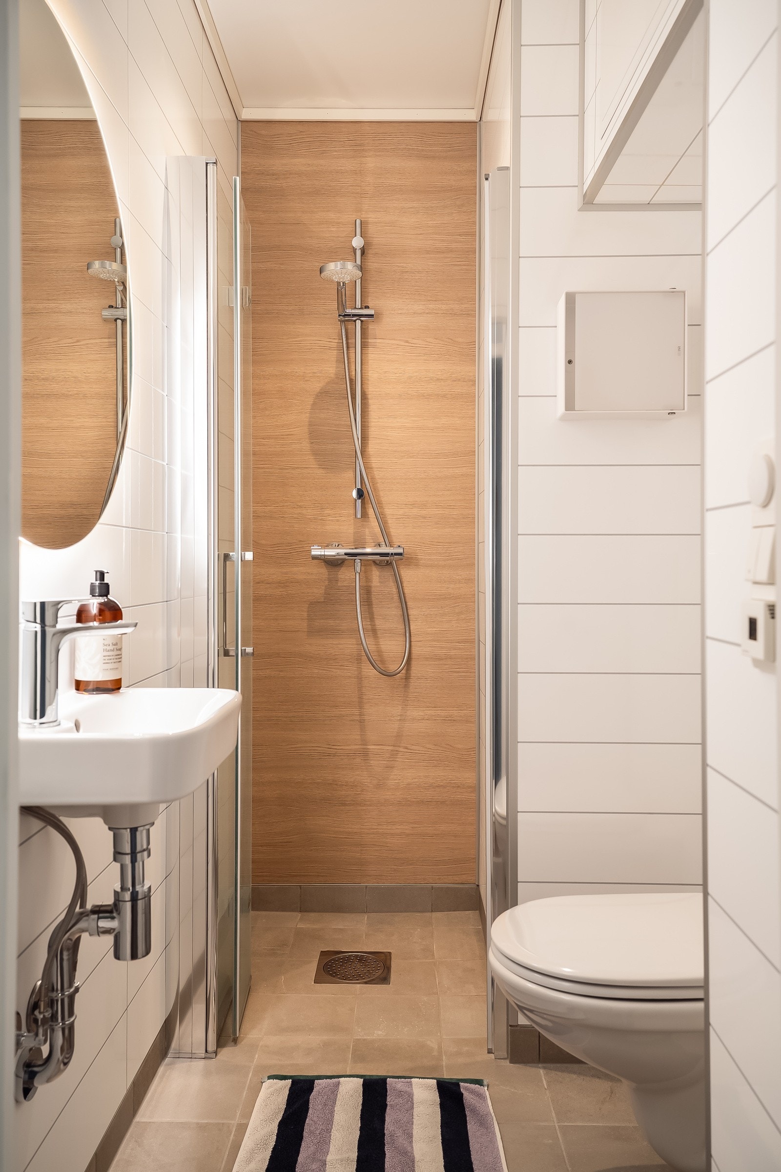 Lekkert bad som ble pusset opp samtidig som kjøkken i 2020. Galleribilde