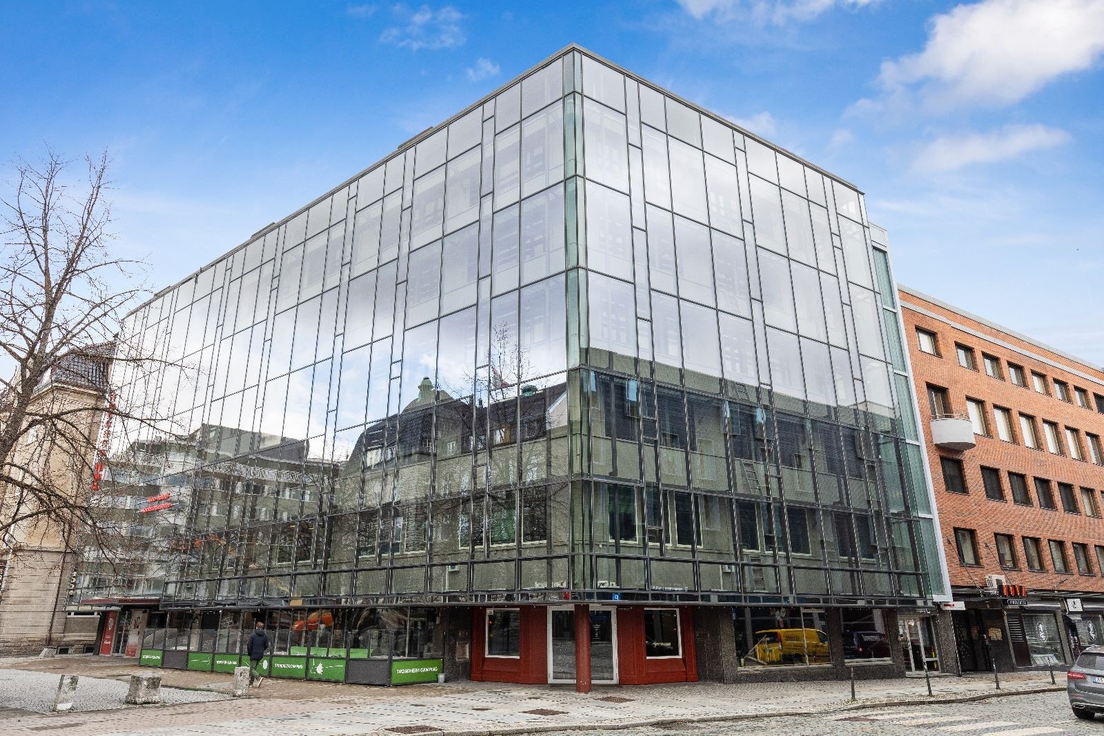 Hyblene ligger i samme bygg som Nova Kino og Trondheim Camping Galleribilde