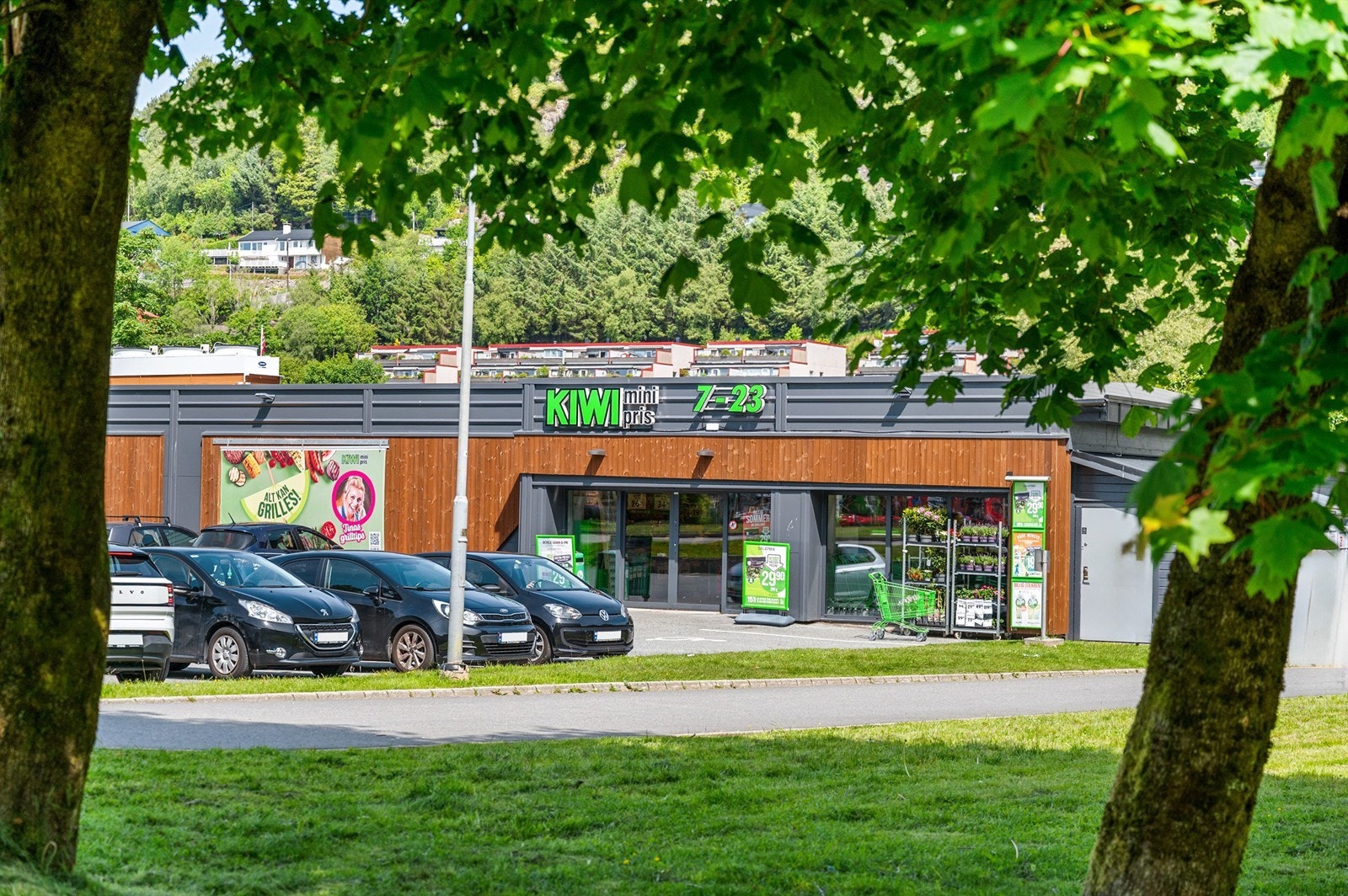 Nærmeste daglivaren finner du ved Kiwi, bare 3 minutter unna. Galleribilde