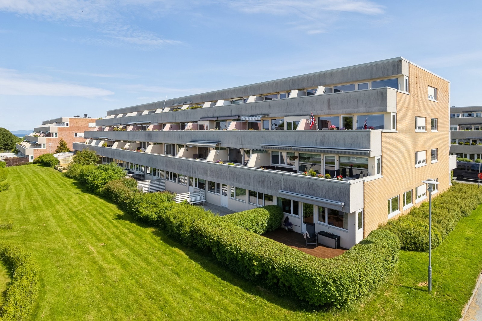 En åpen og lys 4-roms leilighet i populært område. Galleribilde