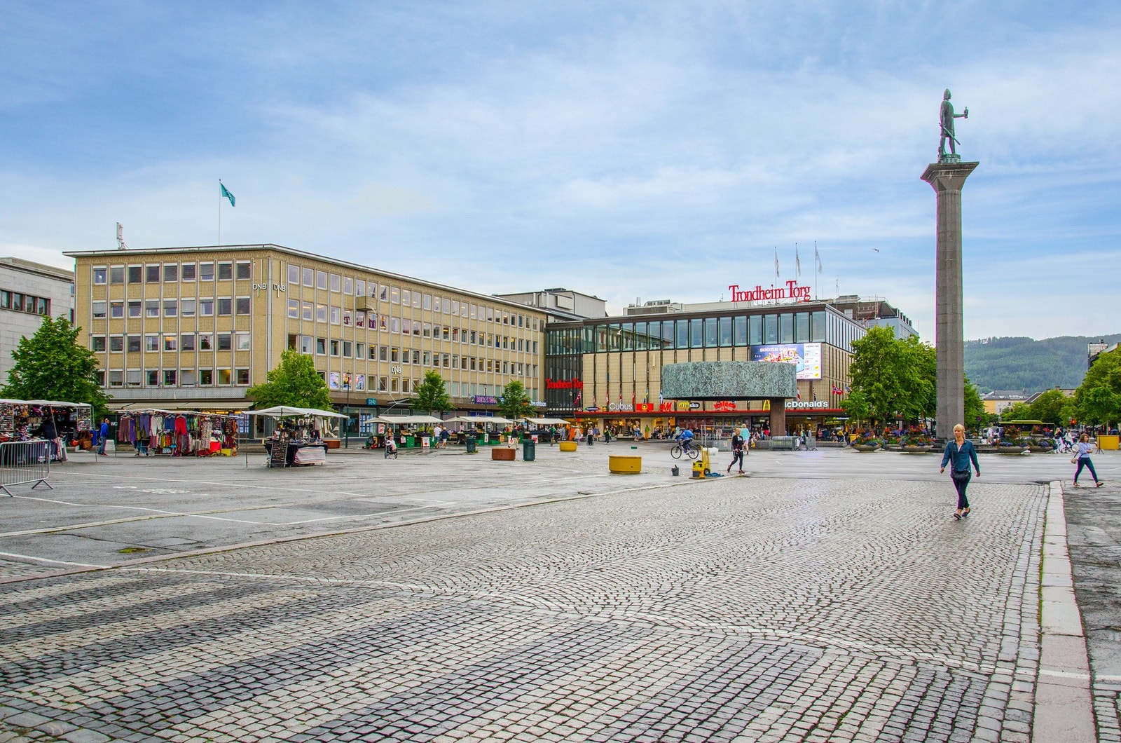 Trondheim Torg finner man like utenfor. Galleribilde