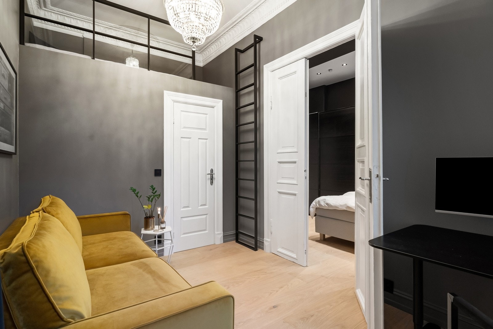 Det er klargjort røropplegg for ekstra bad under hemsen på soverom nr. 3. Galleribilde