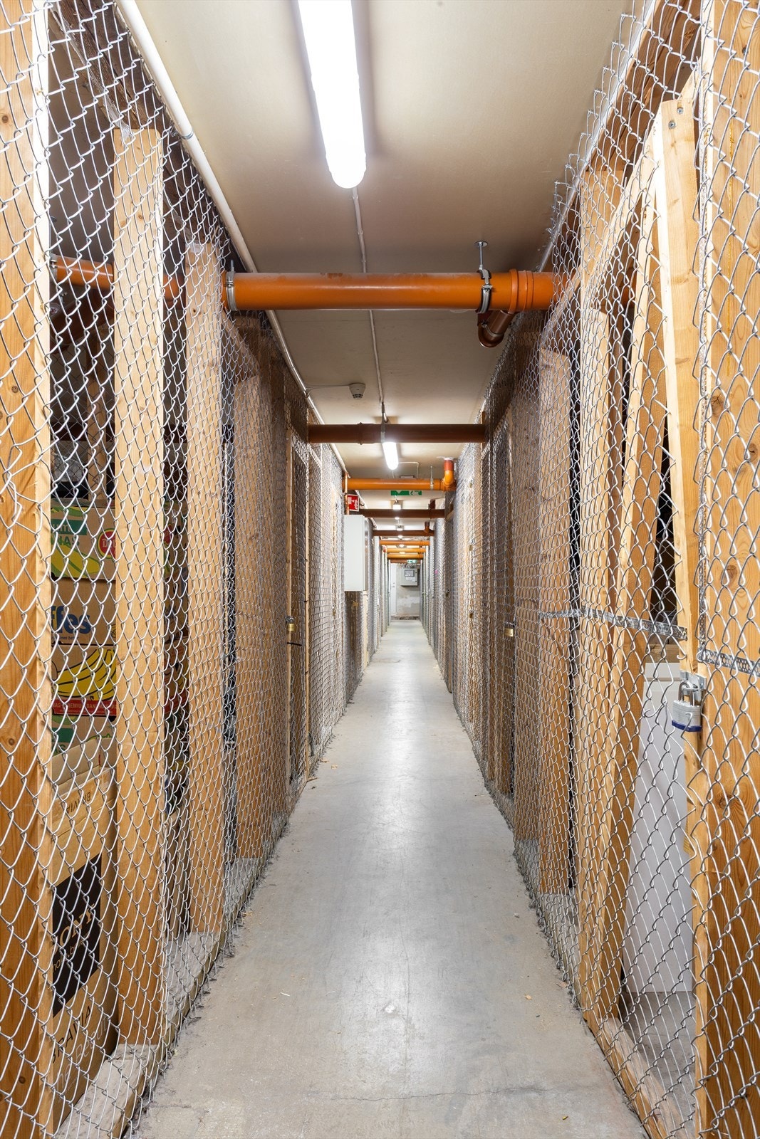 Leiligheten disponerer en bod på ca. 5 kvm (gulvareal) i felles kjeller Galleribilde