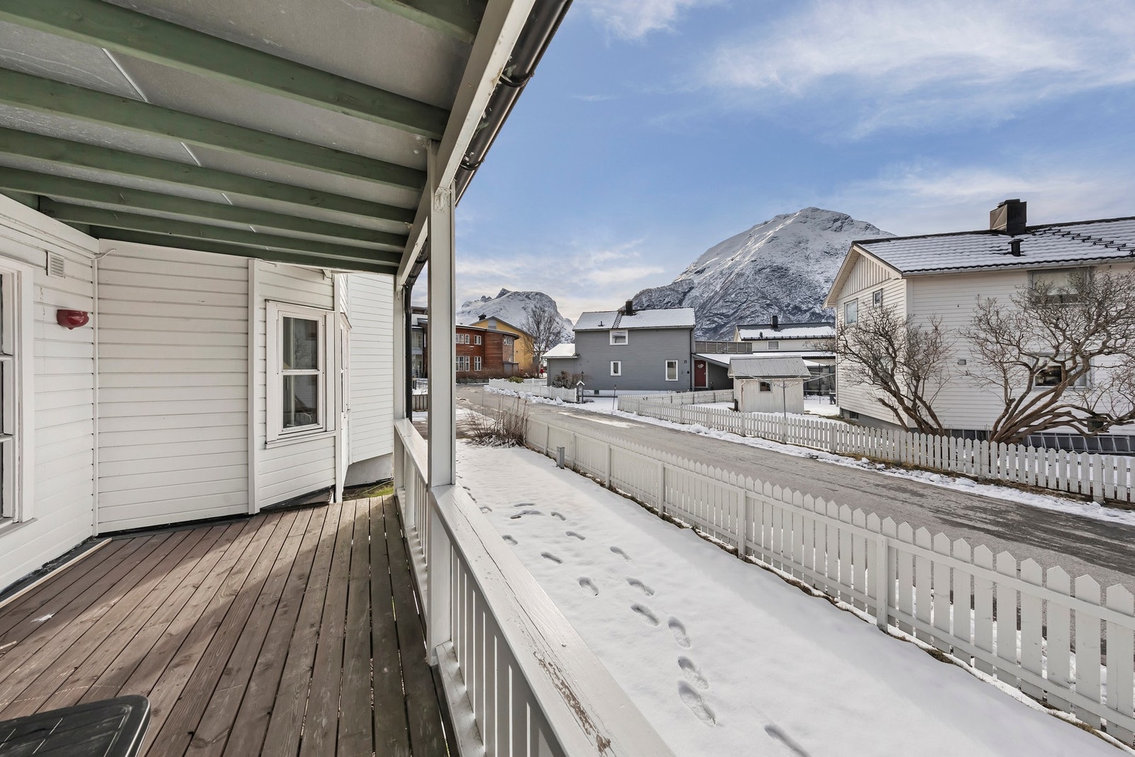 Terrassen er ca. 14 m2 Galleribilde