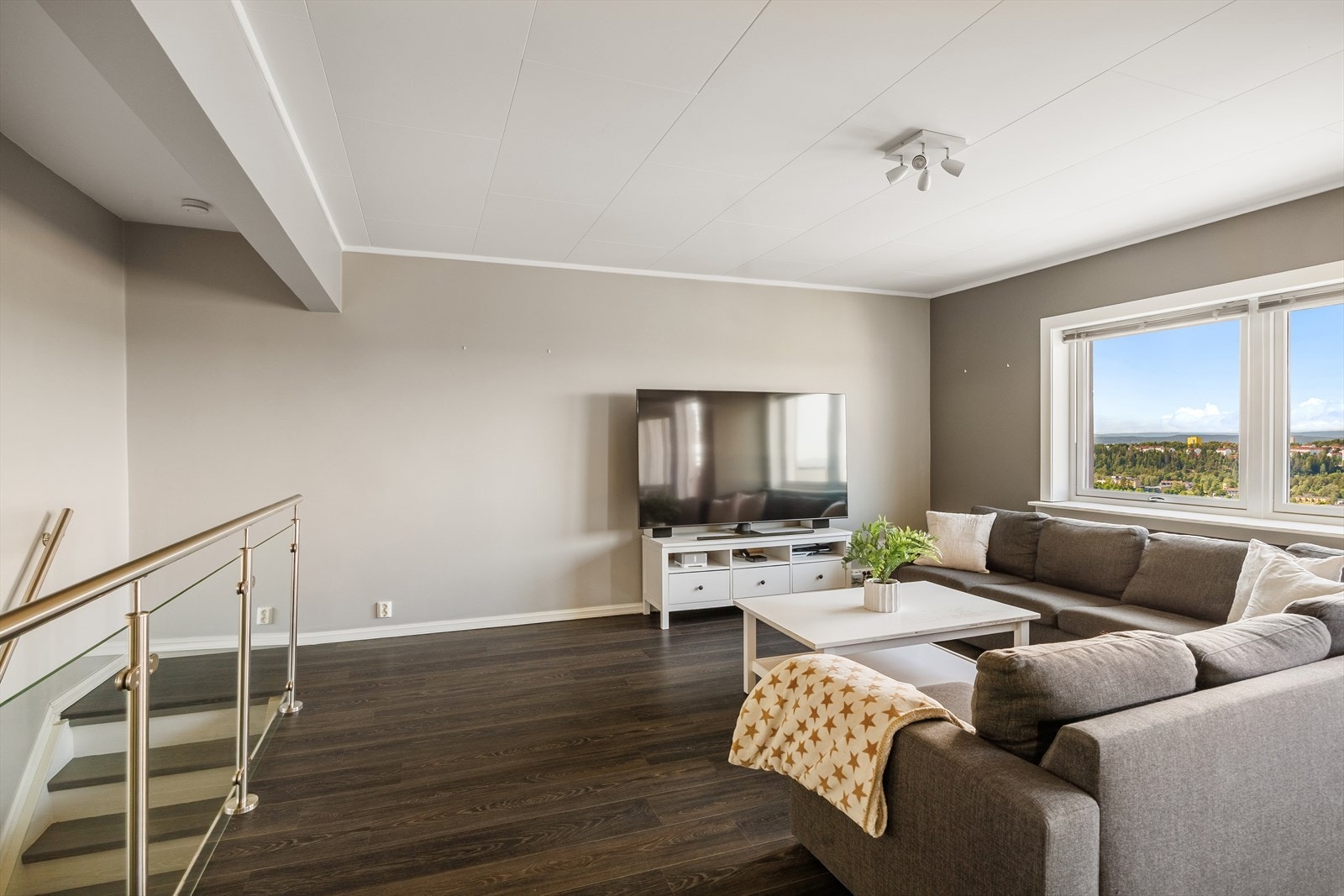 V.vann og fyring inkl. Galleribilde